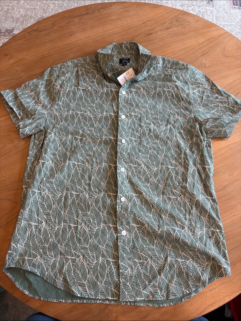 J. Crew Men's Green Leaf-Print Short-Sleeve Button-Down Shirt